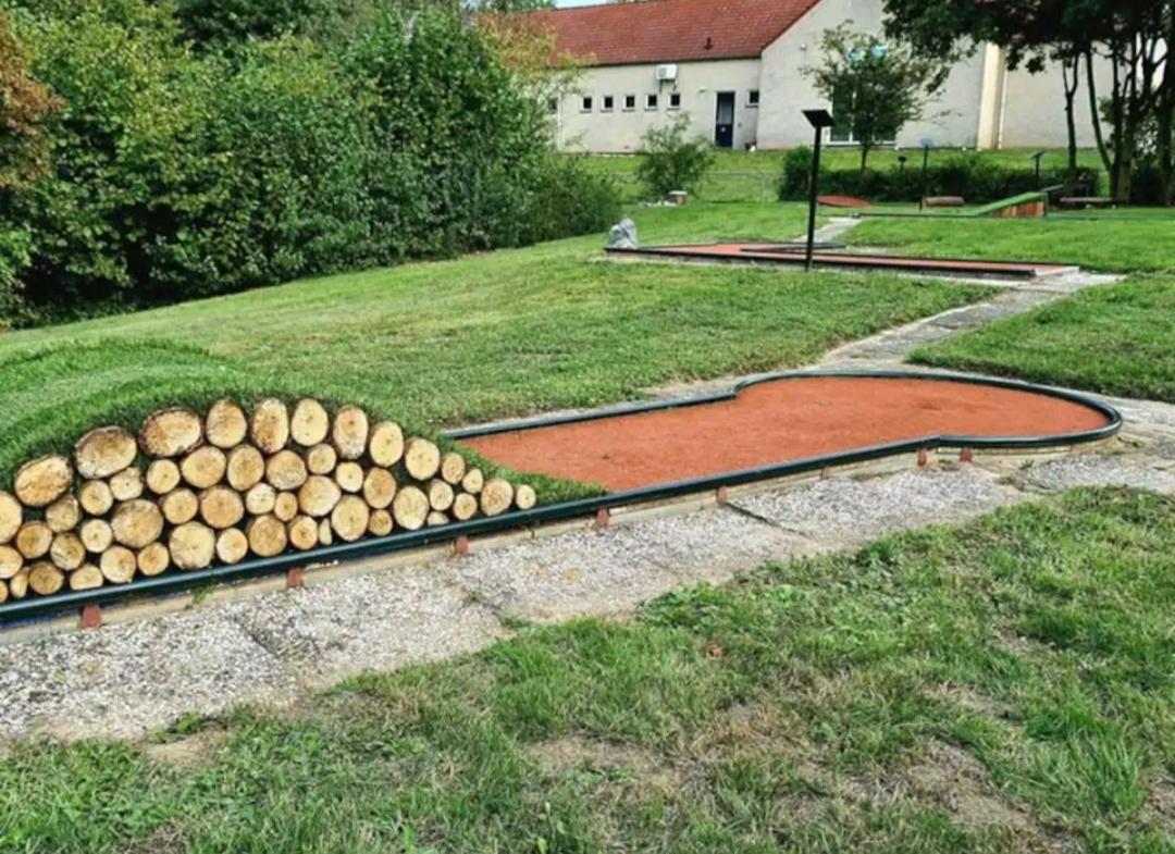 7 Person House With Garden, Firepit, Swimming Lake, Hammock, Child Friendly, In- And Outside Playground, Slide, And Great Coffee Ewijk エクステリア 写真